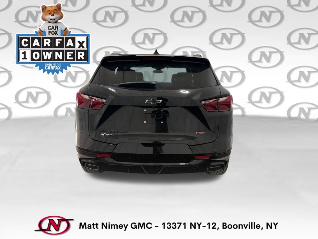 Used 2022 Black Chevrolet RS image 4