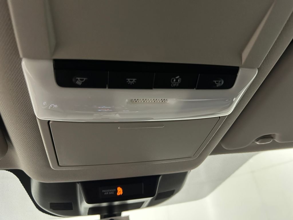 Used 2023 Gray Nissan S image 29