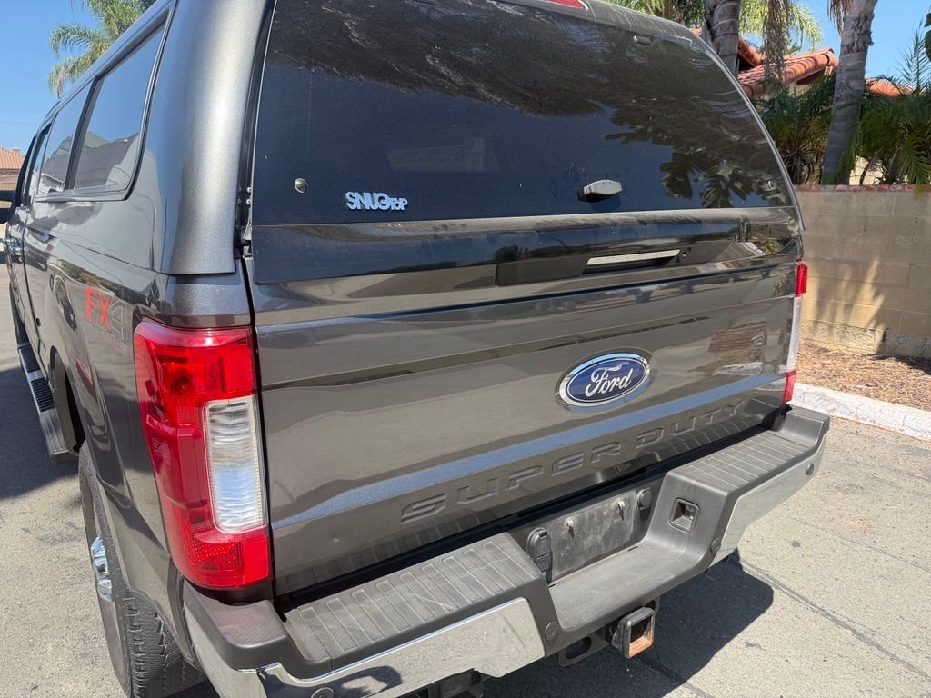 Used 2018 Gray Ford Lariat image 10