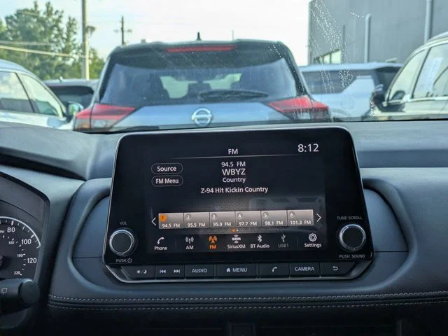 Used 2024 Gray Nissan SV image 19