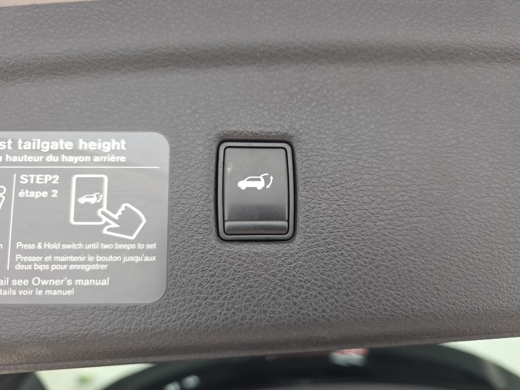 Used 2019 Graphite Shadow INFINITI LUXE image 34