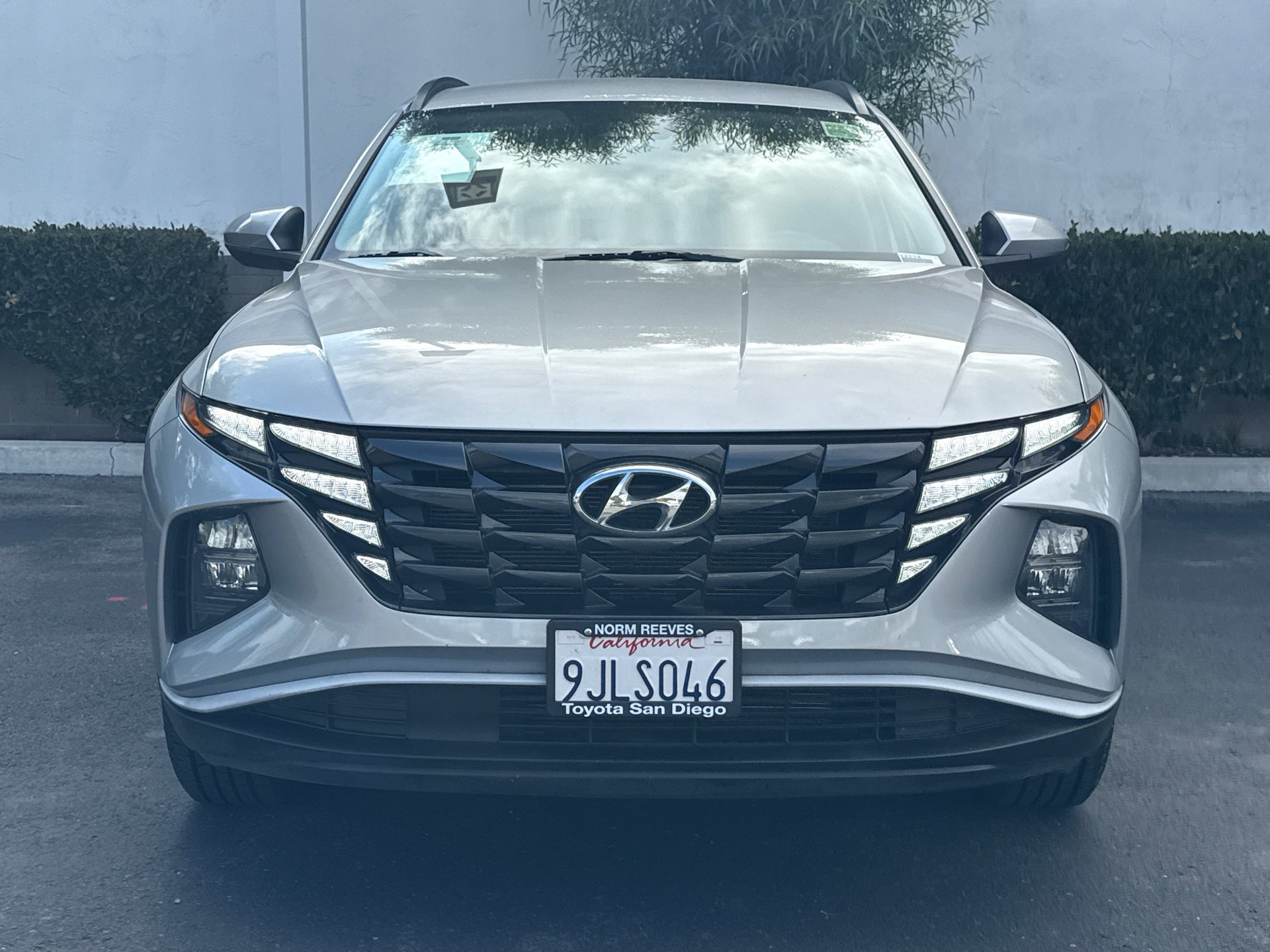 Used 2024 Shimmering Silver Hyundai SEL image 6