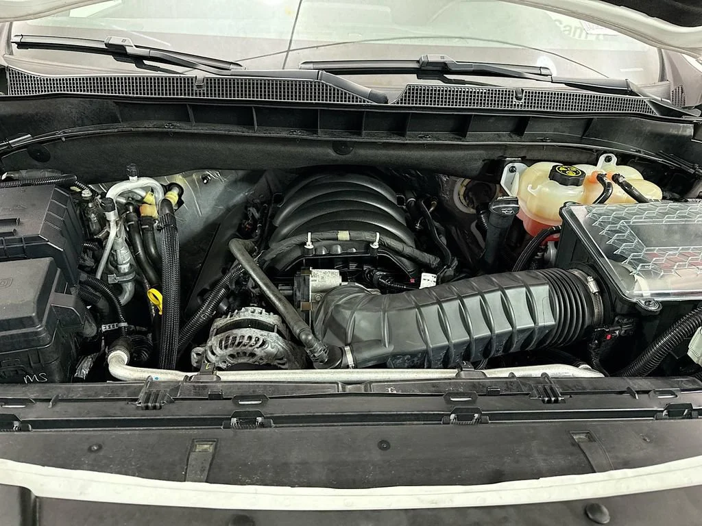 Used 2023 Summit White Chevrolet RST image 34