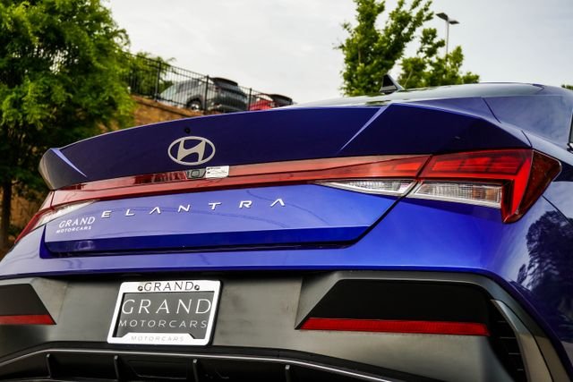 Certified Used 2024 Blue Hyundai SEL image 14