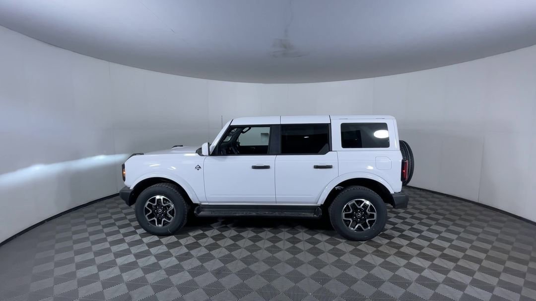 New 2026 Oxford White Ford Outer Banks image 5