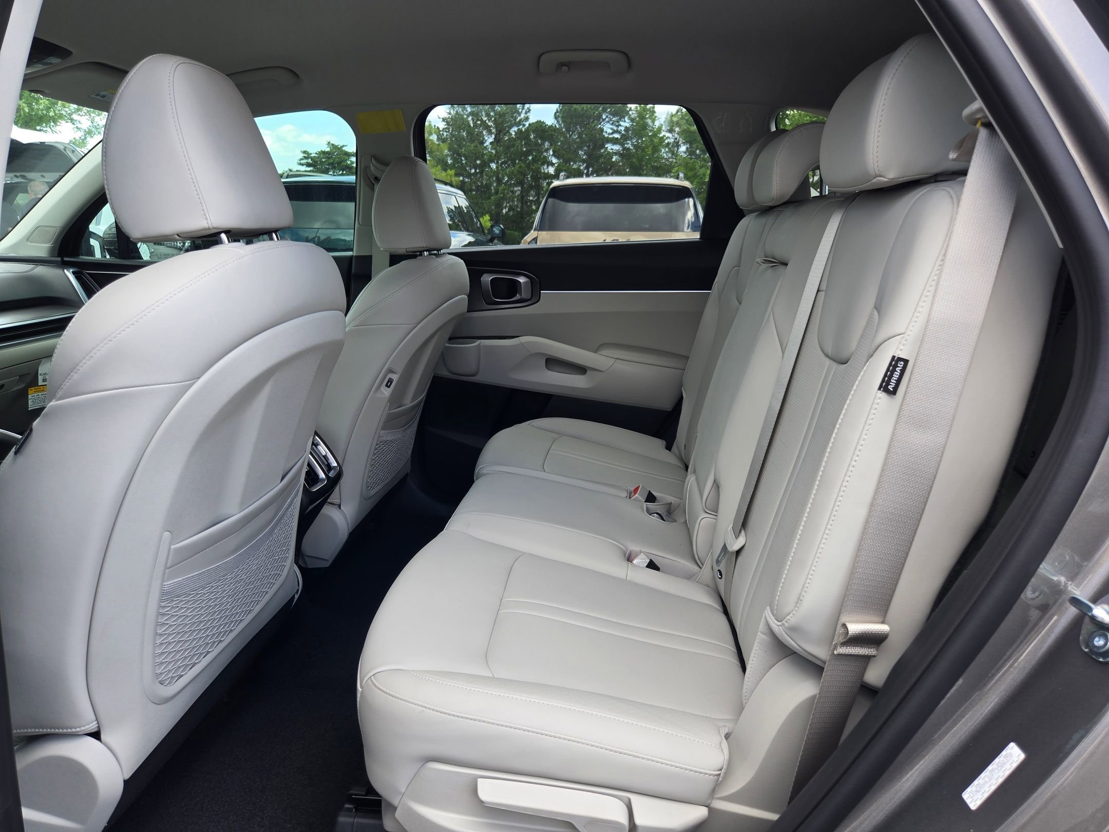 New 2026 Volcanic Sand Kia EX image 34