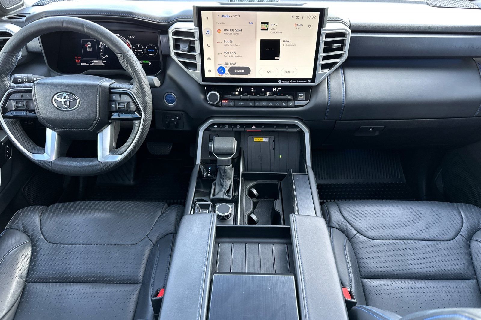 Used 2024 Silver Toyota Platinum image 13