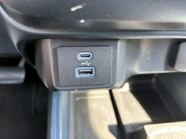 Used 2022 Gray Metallic Ford XL image 25