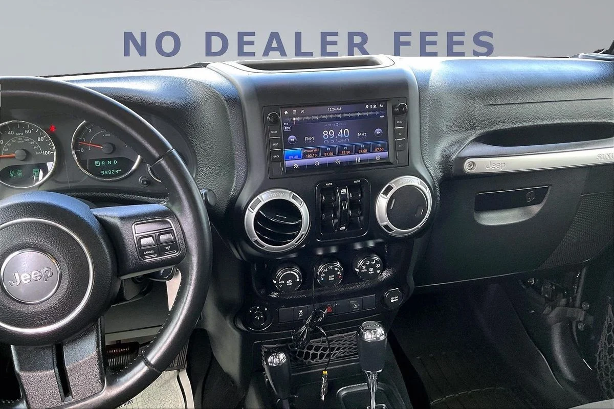 Used 2015 Black Jeep X image 9