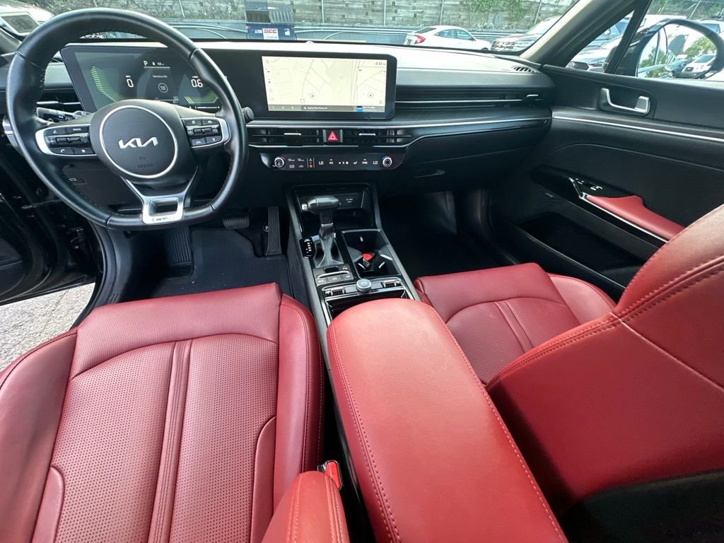 Used 2025 Black Kia GT-Line image 27