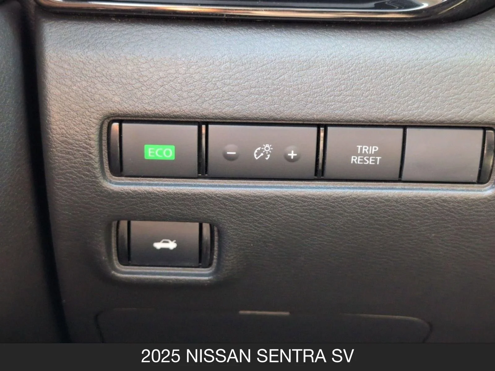 2025 Nissan Sentra SV - Photo 22