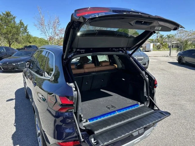 New 2026 Tanzanite Blue II Metallic BMW xDrive50e image 11