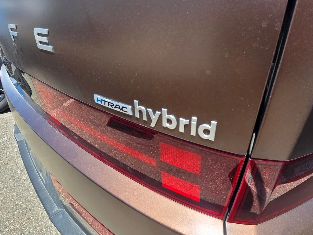 Used 2025 Earthy Brass Matte Hyundai Limited image 19