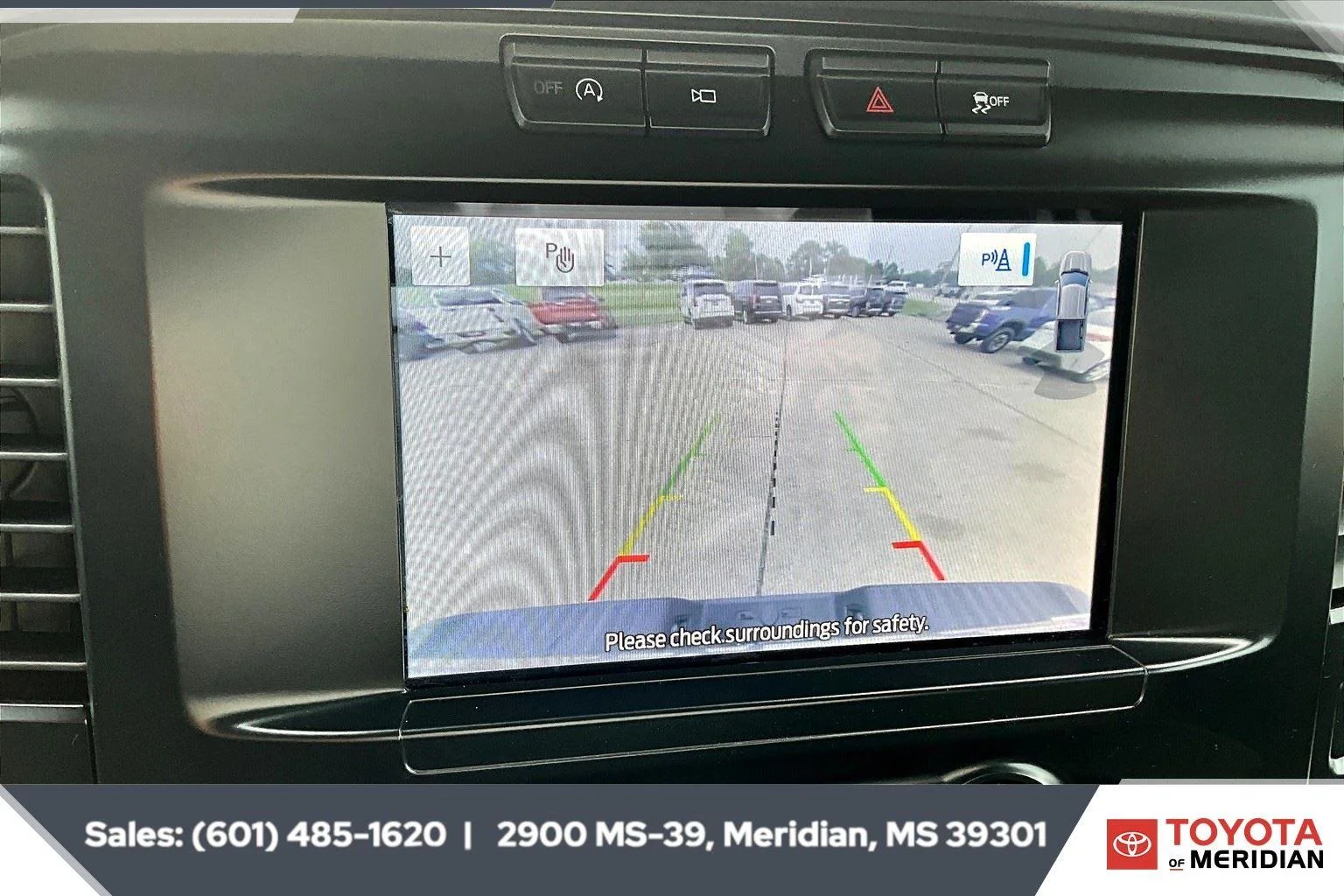 Used 2023 Iconic Silver Ford XLT image 15