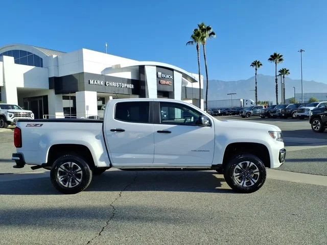 Used 2022 SUMMIT WHITE Chevrolet 2WD Z71 image 3