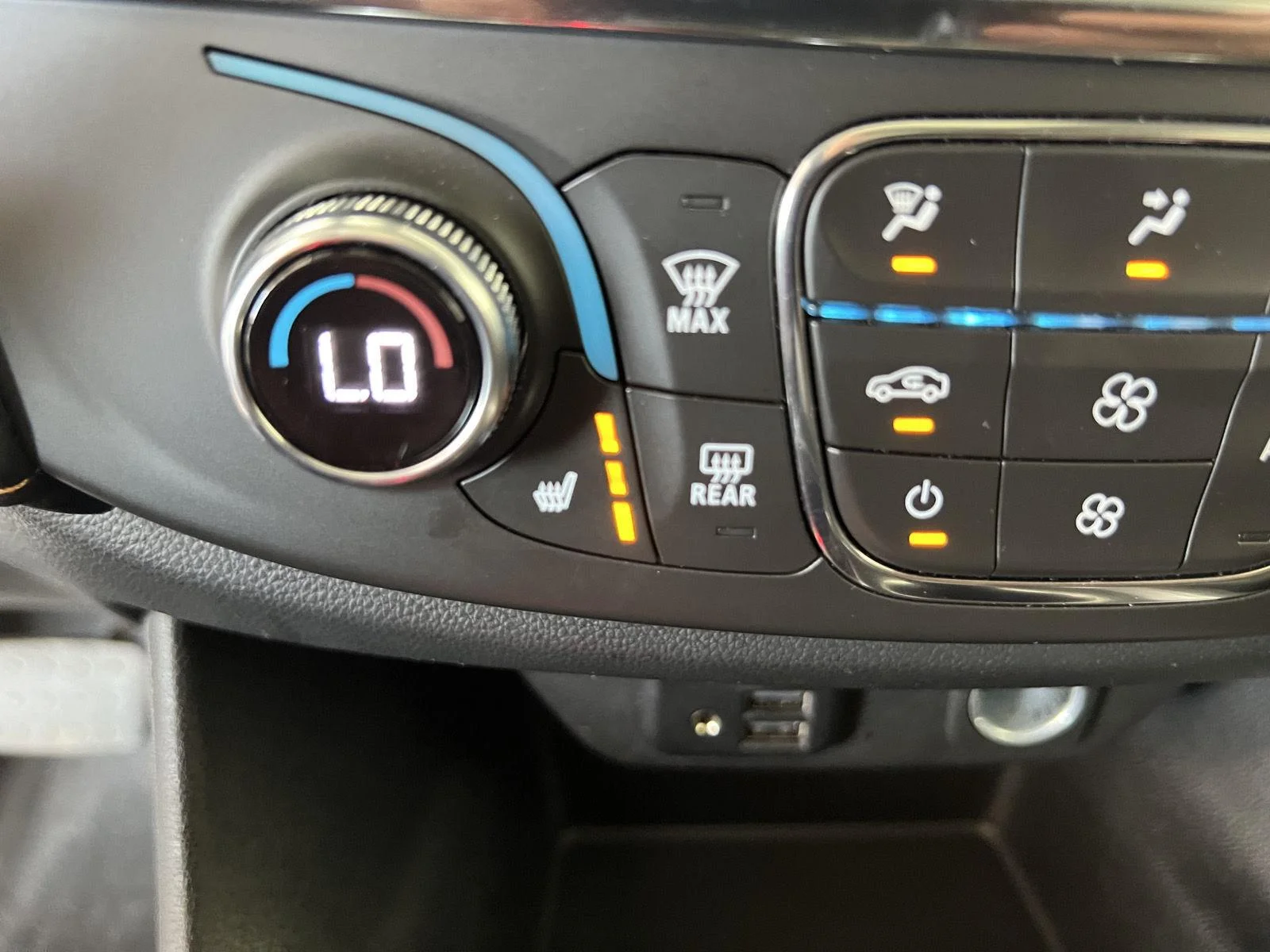 Used 2021 CAJUN RED TINTCOAT Chevrolet RS image 19