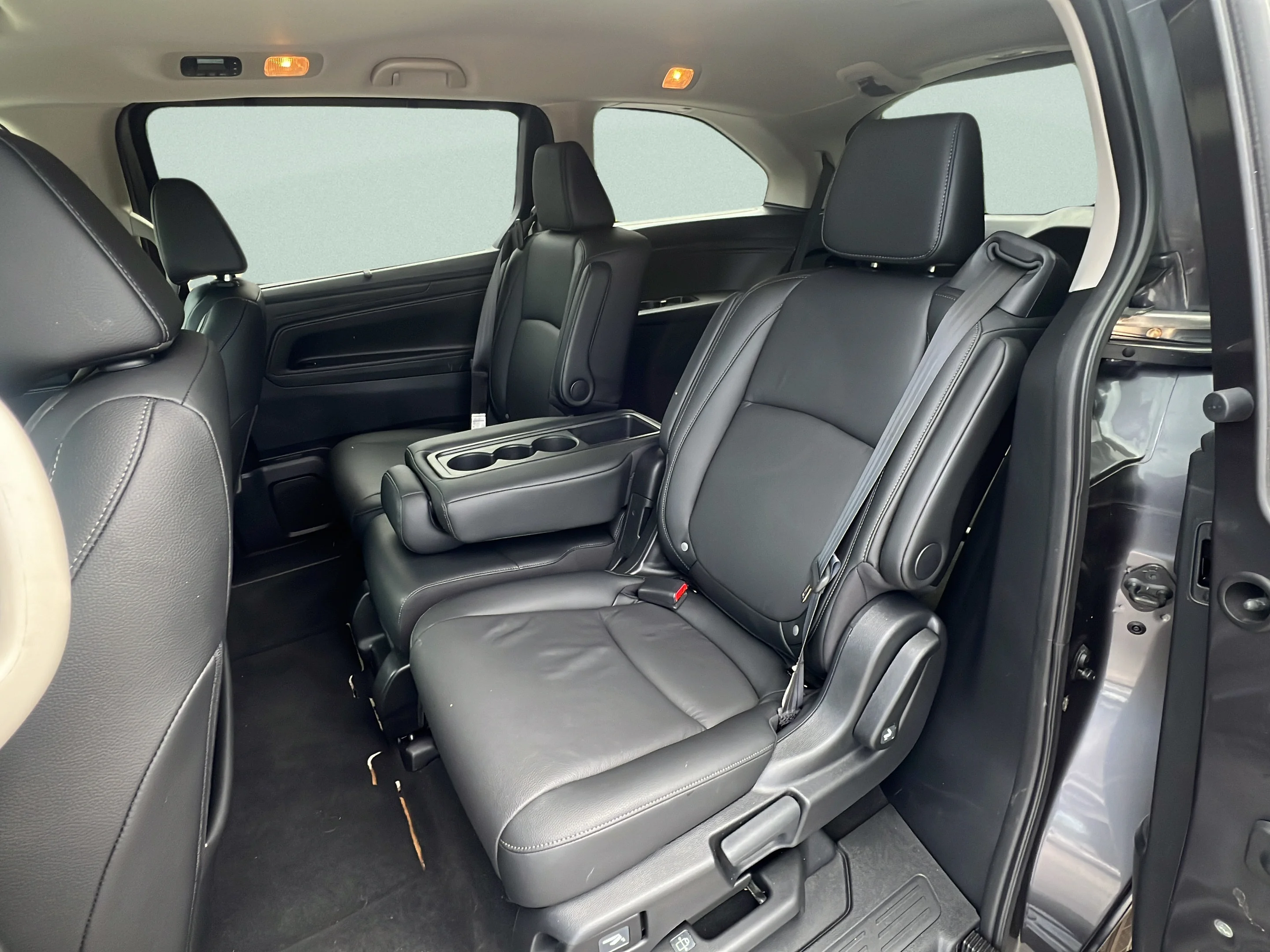 Used 2025 Gray Honda EX-L image 11