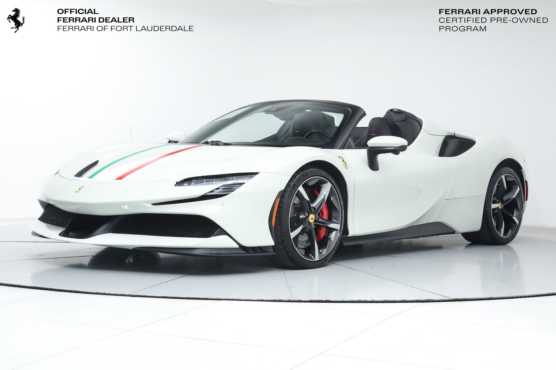 2025 Ferrari SF90 Spider's photo