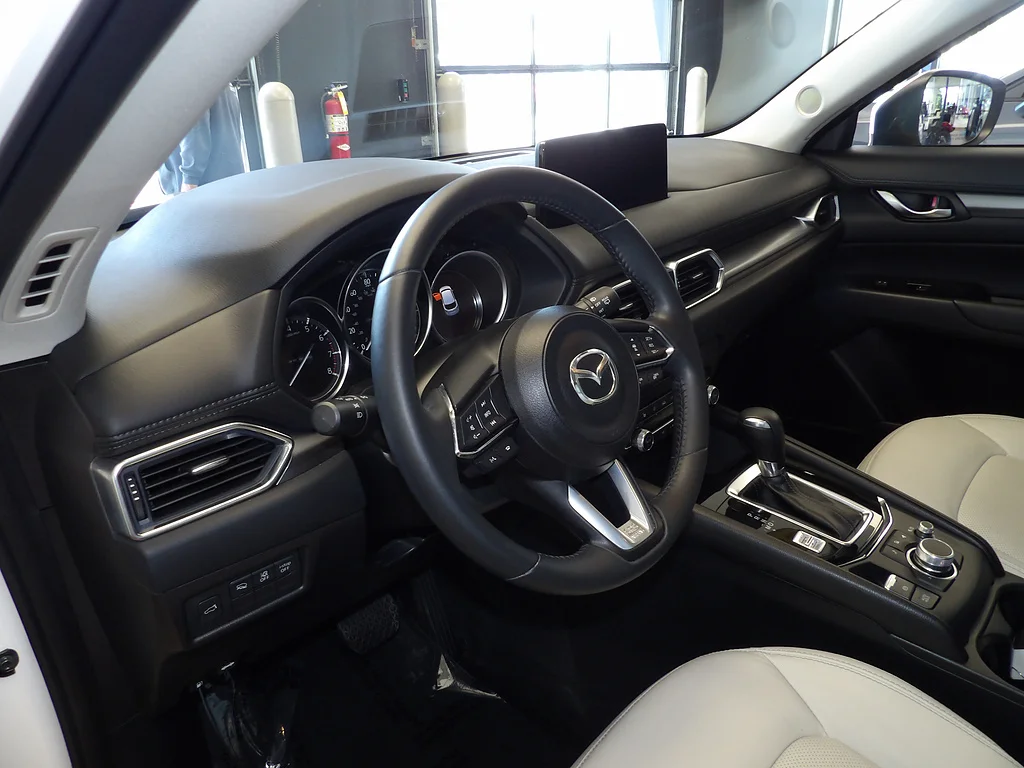 Certified Used 2024 Rhodium White Metallic Mazda 2.5 S Preferred image 23