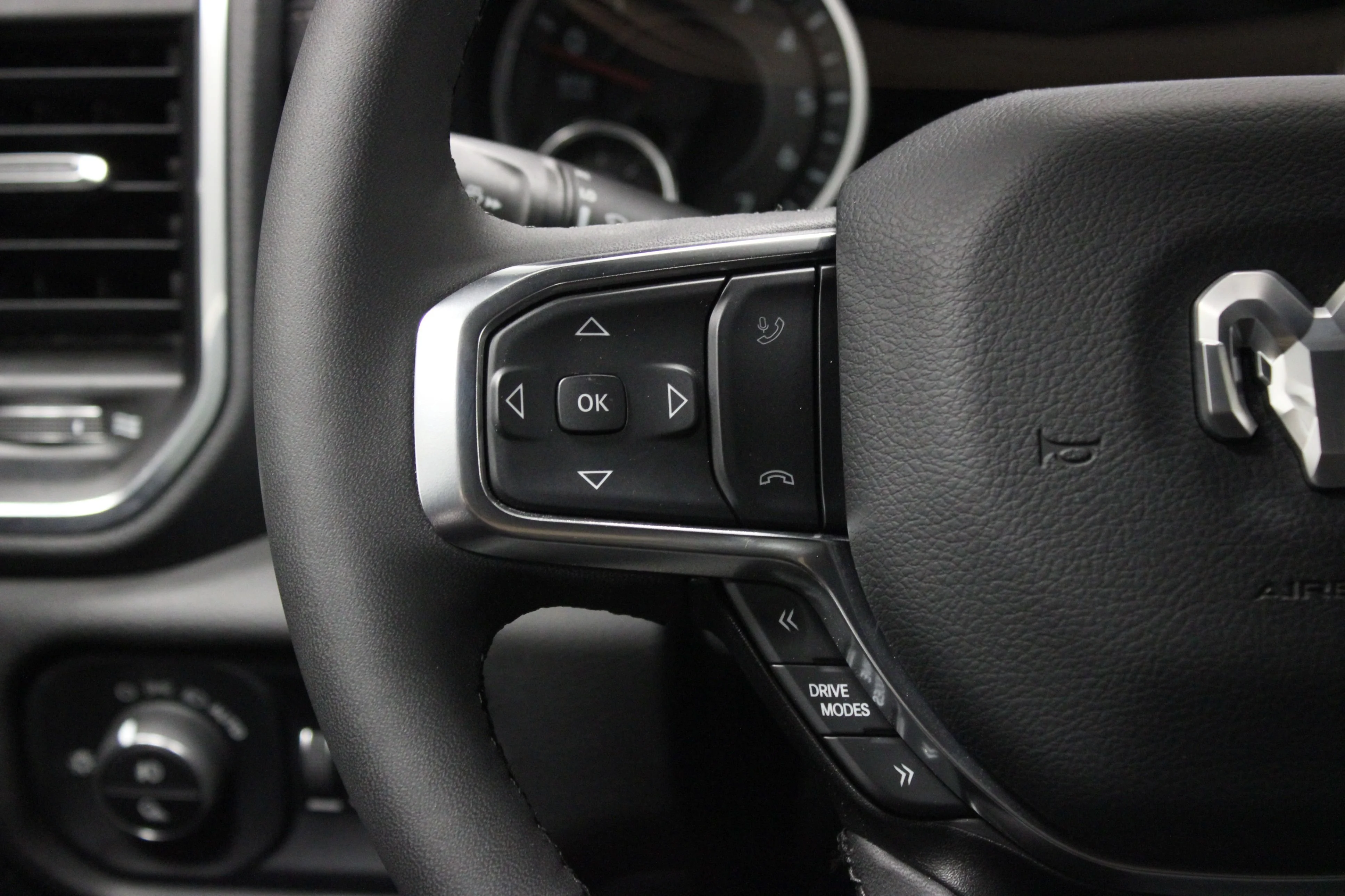 Used 2025 Bright White Clearcoat Ram Laramie image 24