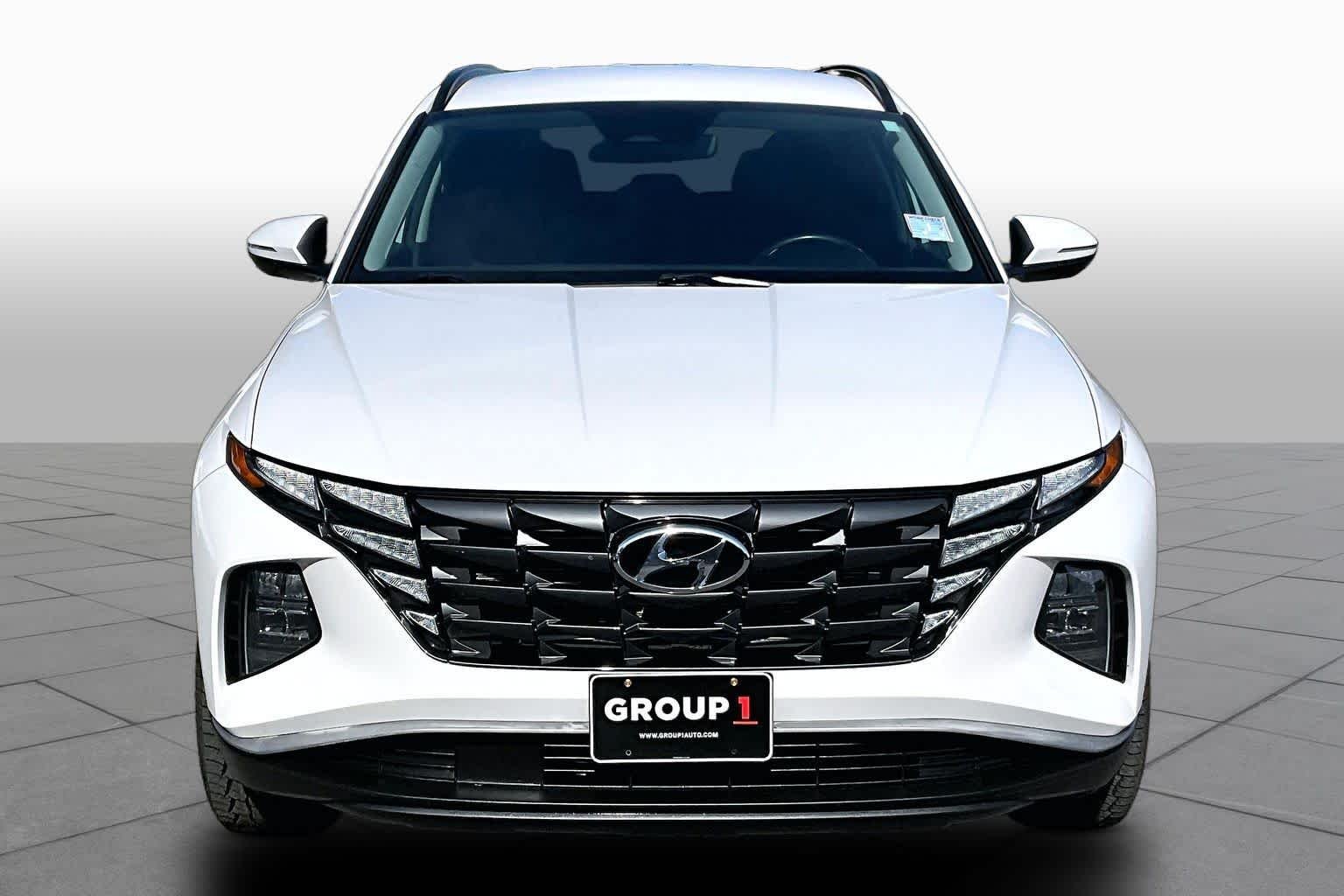 Used 2023 Serenity White Pearl Hyundai SEL image 4