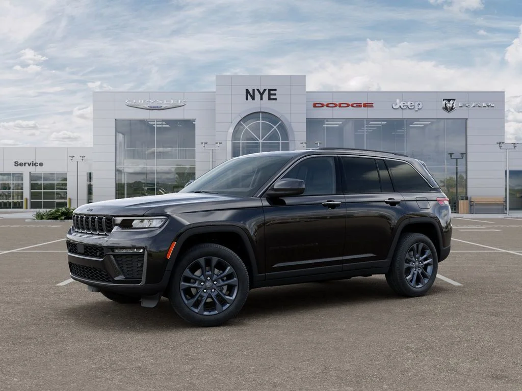 New 2026 Diamond Black Crystal Pearlcoat Jeep Limited image 2