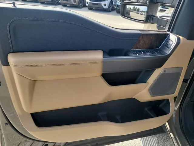 New 2026 Gray Ford Lariat image 17