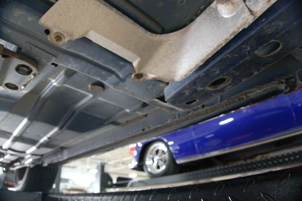 Used 2001  Chevrolet Base image 79