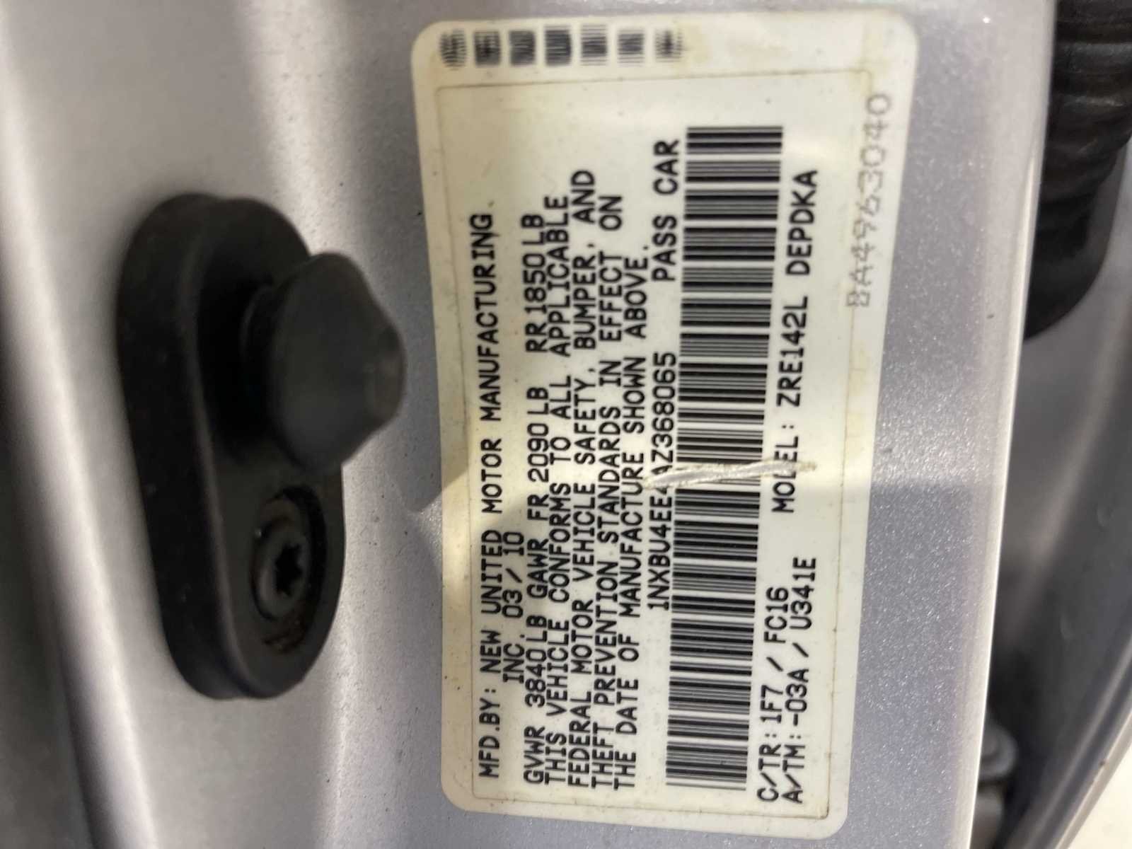 Used 2010 Classic Silver Metallic Toyota LE image 21