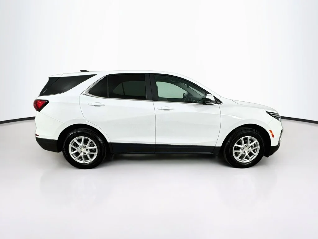 Used 2024 White Chevrolet LT image 8