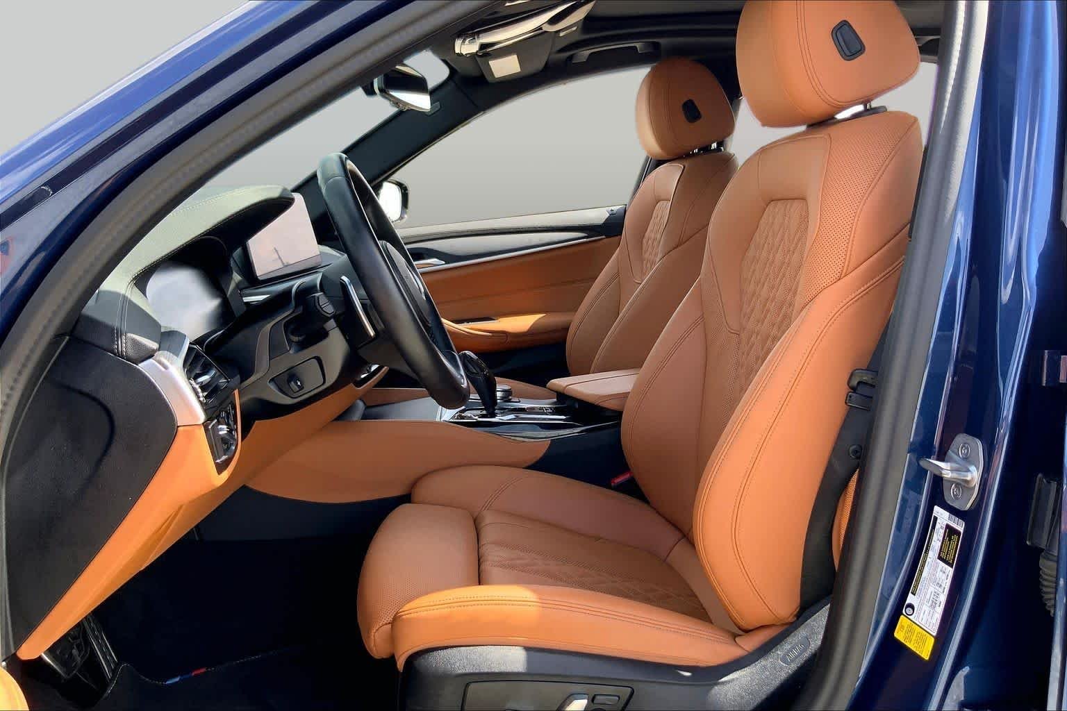 Used 2023 Phytonic Blue Metallic BMW 540i image 8