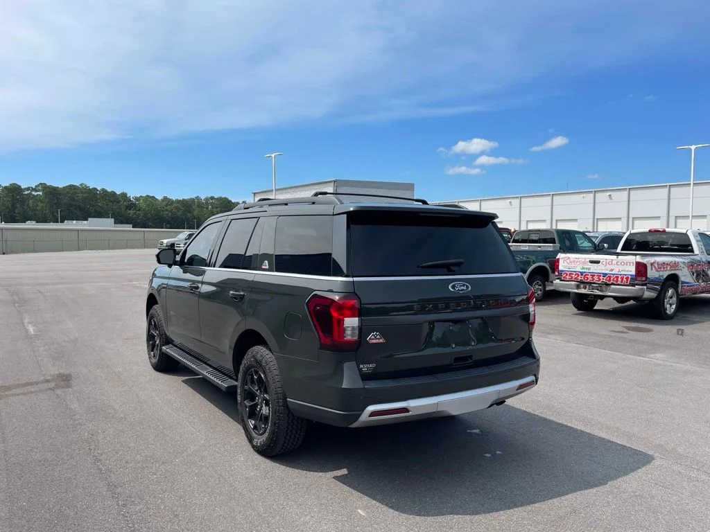 Used 2022 Green Ford Timberline image 3
