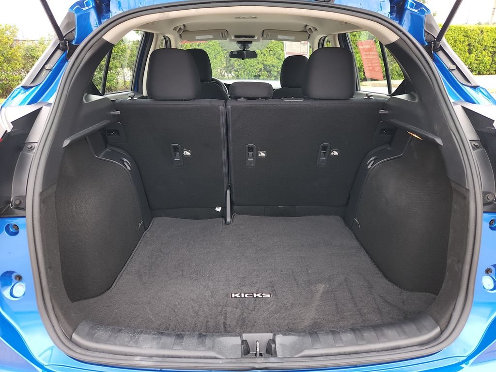 Certified Used 2024 Blue Nissan S image 13