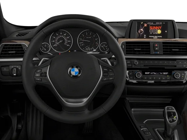 Used 2018 White BMW 330i image 7