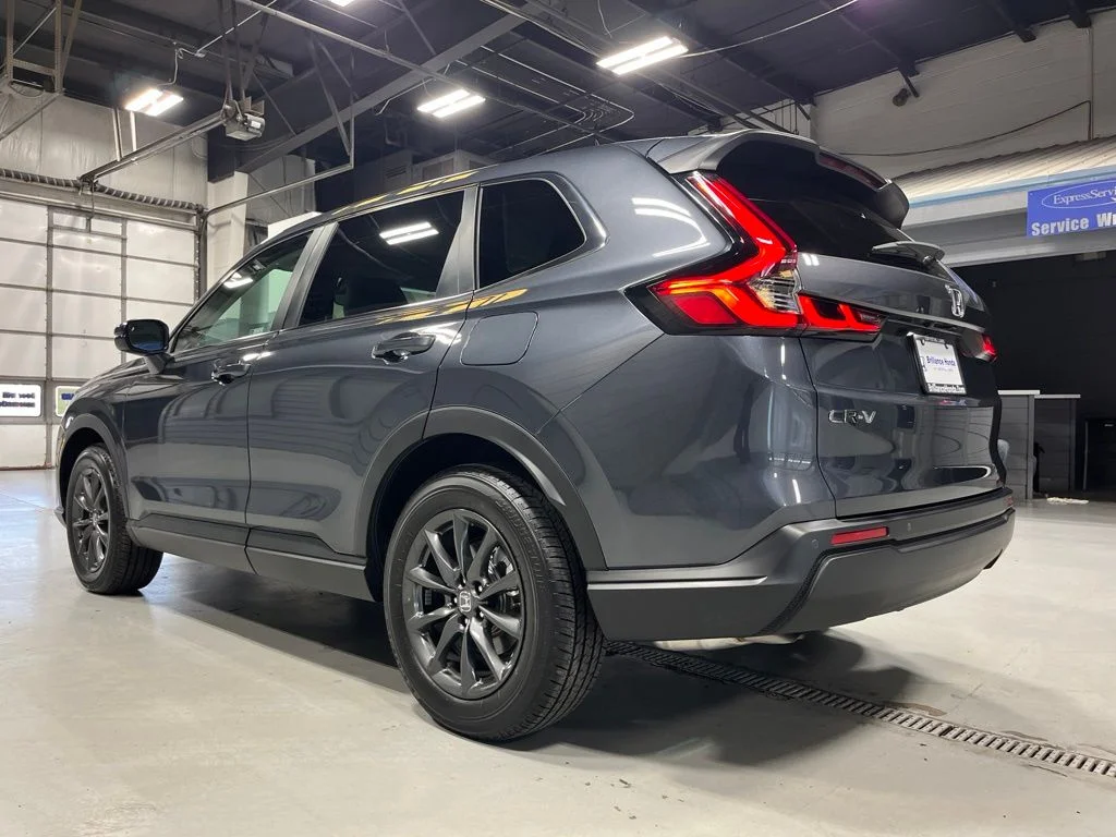 Used 2026 Meteorite Gray Metallic Honda EX-L image 5
