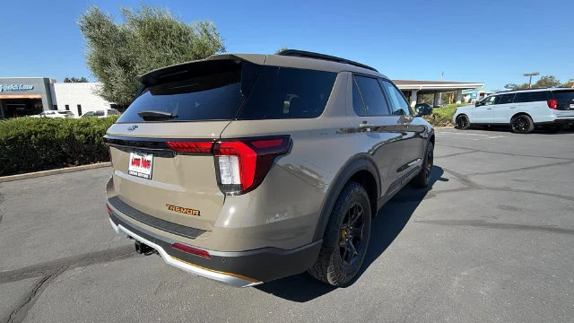 New 2026 Marsh Gray Ford Tremor® image 4