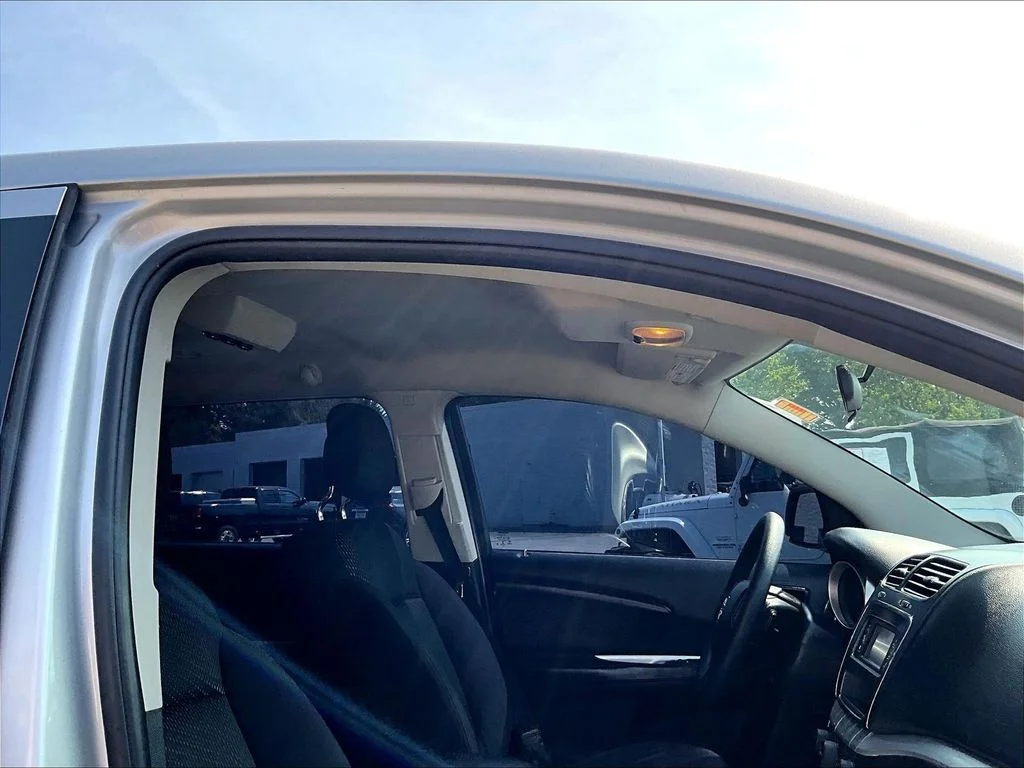 Used 2013 Silver Dodge SE image 23