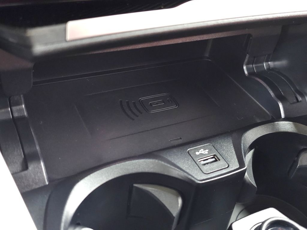 Used 2026 Alpine White BMW Competition image 38