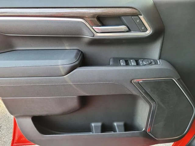 2025 Chevrolet Silverado 1500 LT - Photo 21