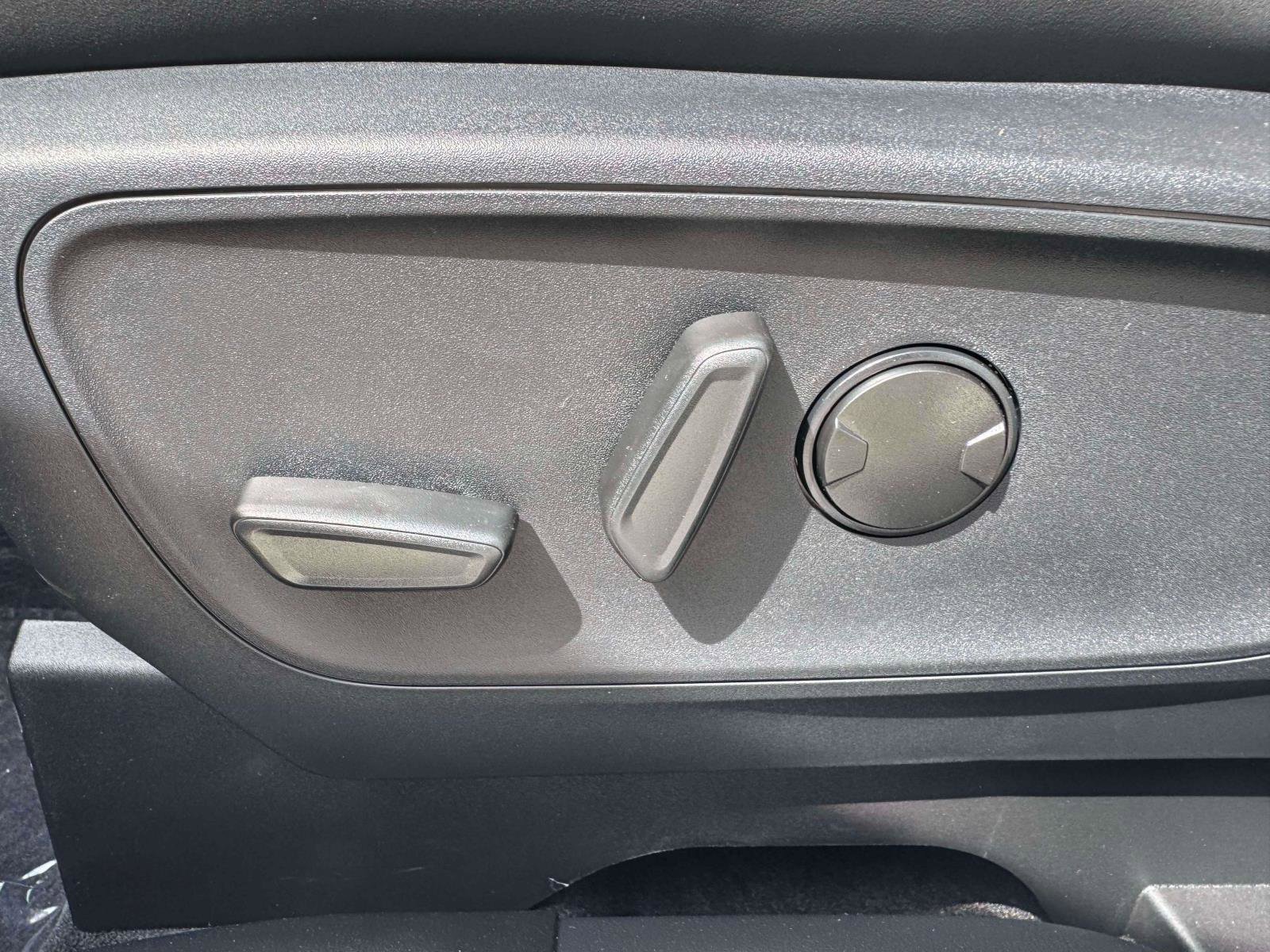 New 2026 Carbonized Gray Metallic Ford Big Bend® image 13