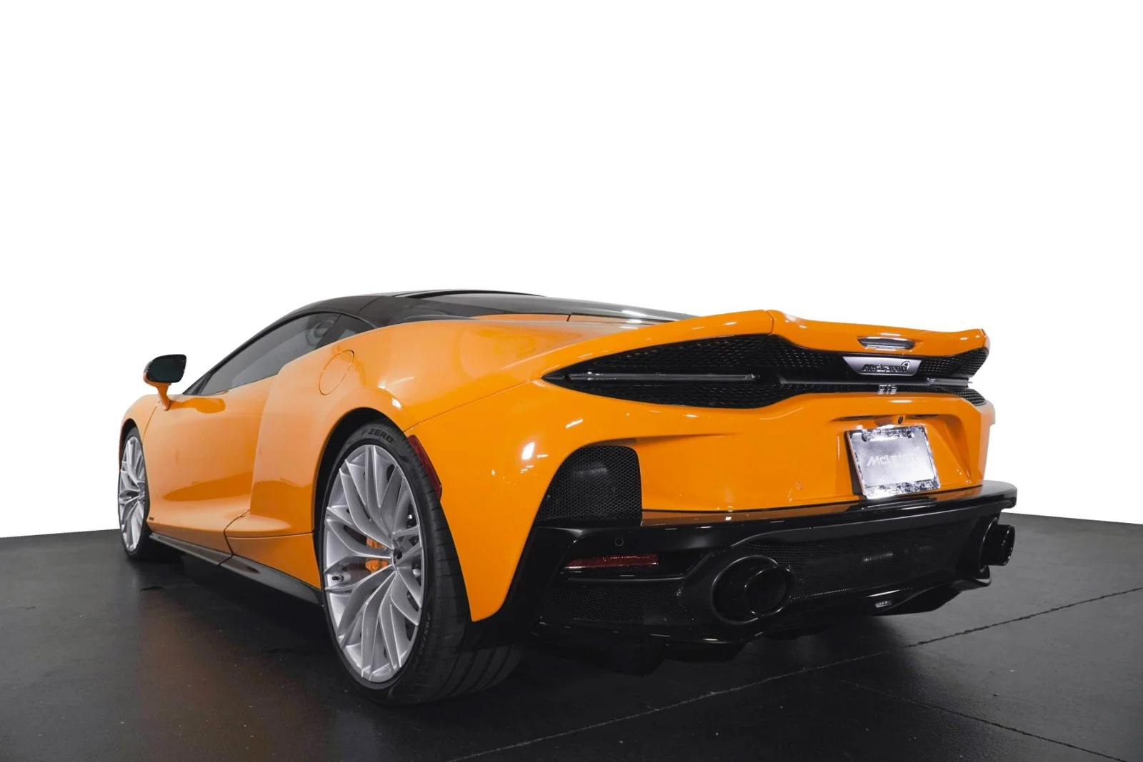 Certified Used 2025  McLaren  image 8
