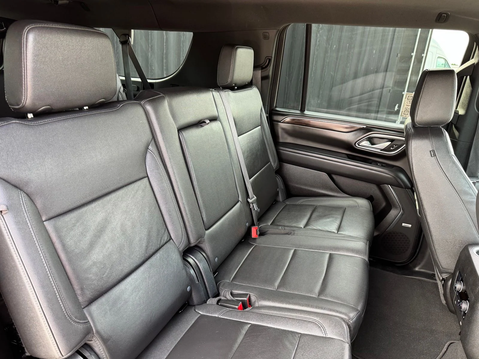 Used 2023 Beige Chevrolet Z71 image 37
