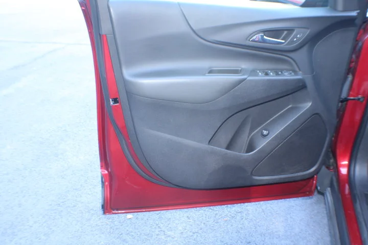 Used 2023 Radiant Red Tintcoat Chevrolet LT image 6