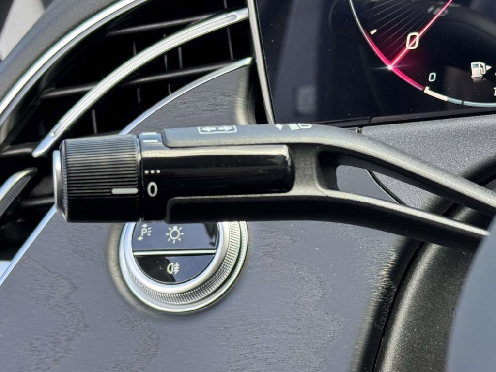 New 2026 MANUFAKTUR Alpine Grey Mercedes-Benz E 350 image 21