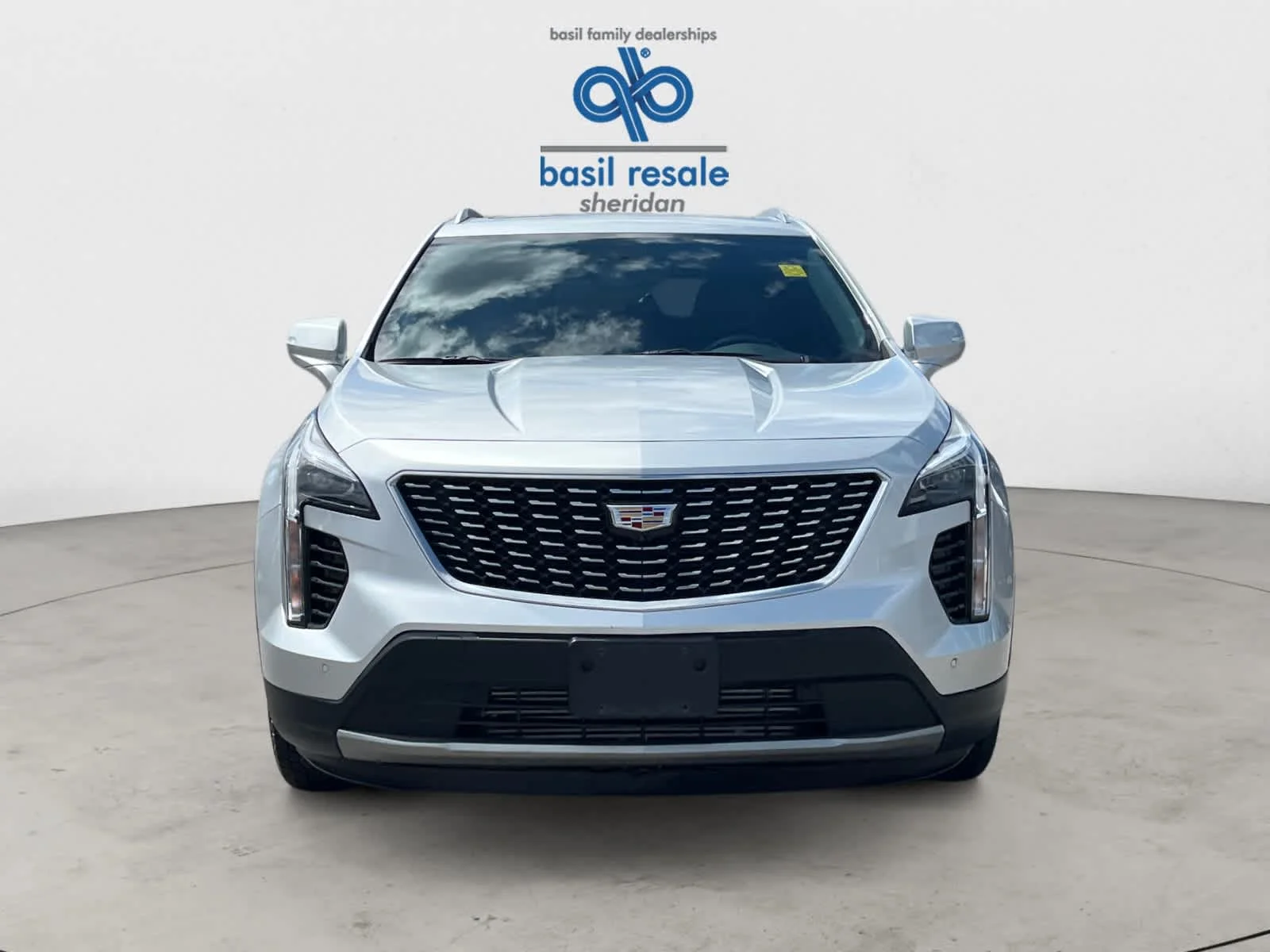 Used 2022 Radiant Silver Metallic Cadillac AWD Premium Luxury image 8