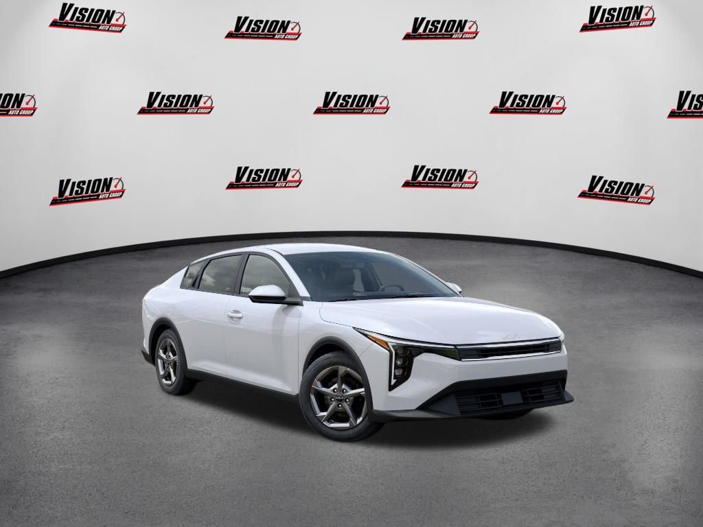New 2026 Snow White Pearl Kia LXS image 8