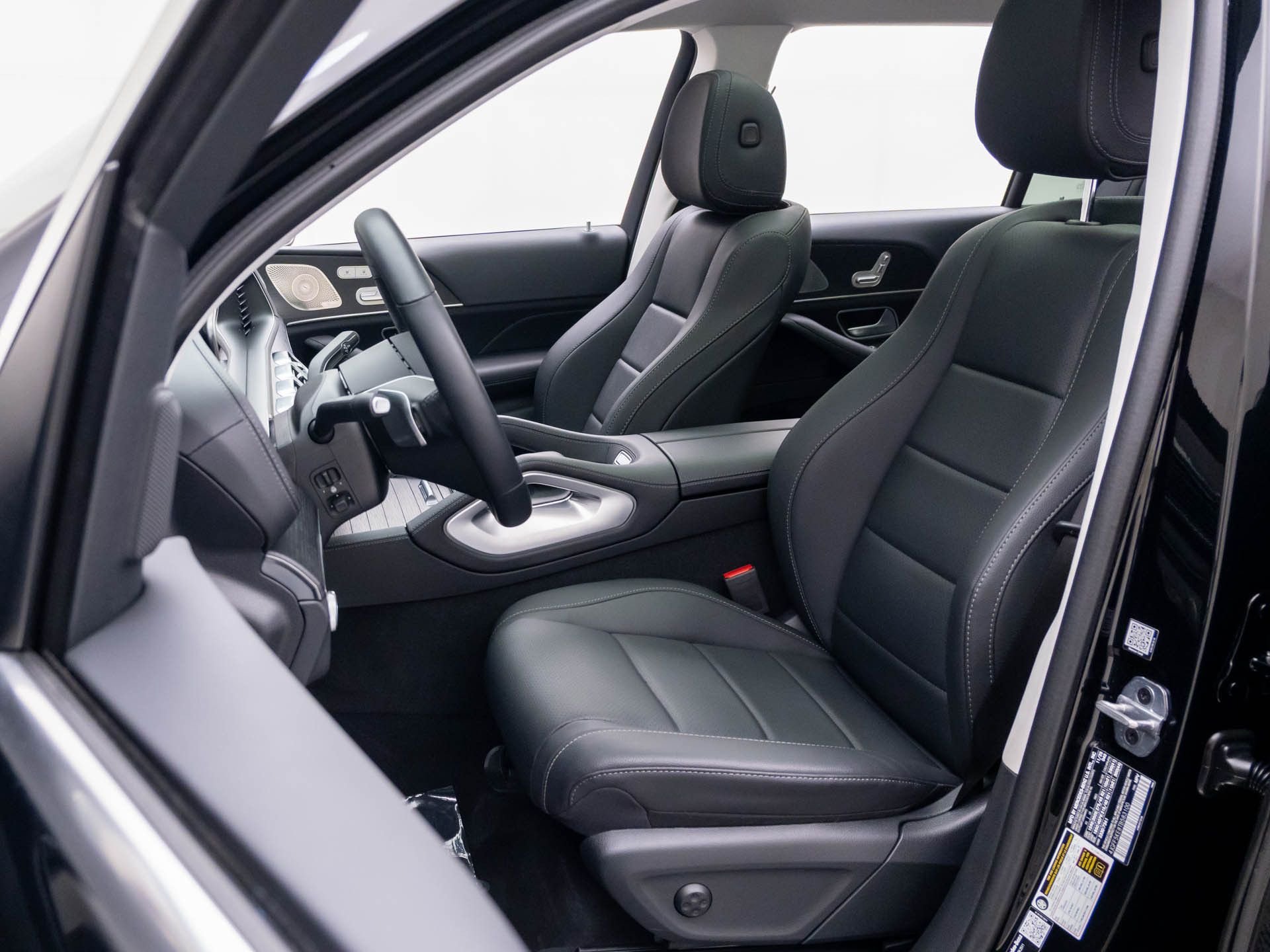 New 2026 Black Mercedes-Benz GLS 450 image 15