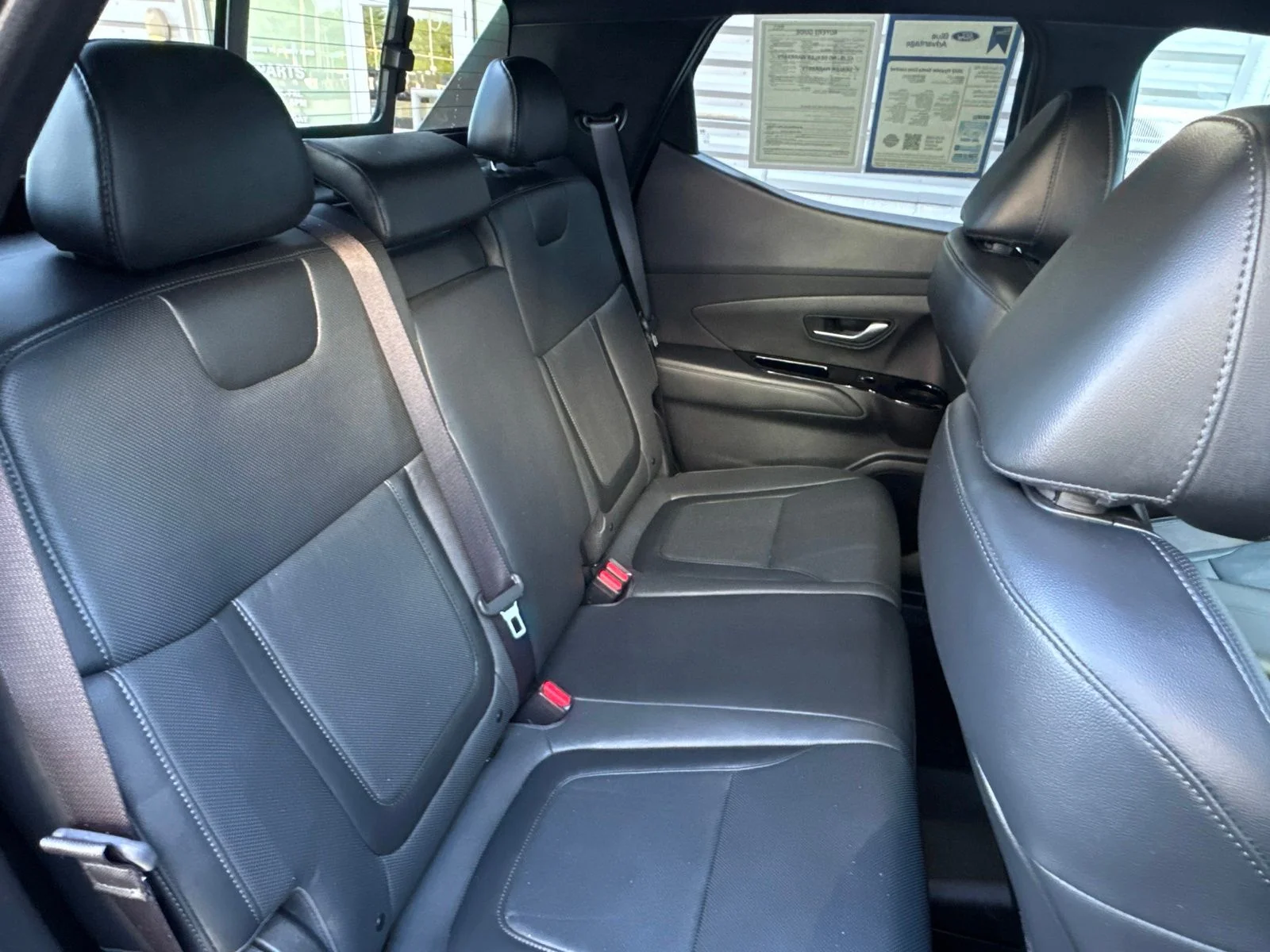 Used 2023 Green Hyundai Limited image 35