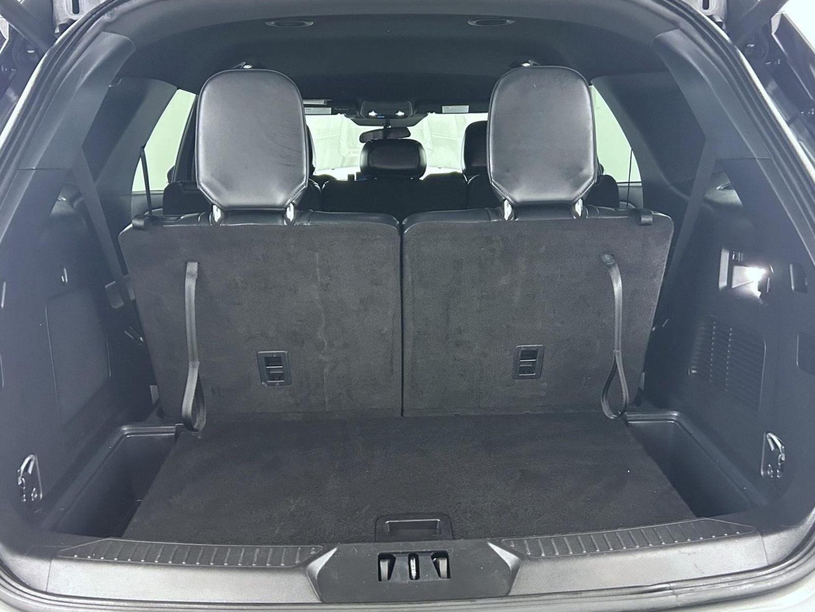 Used 2025 Gray Ford ST-Line image 23