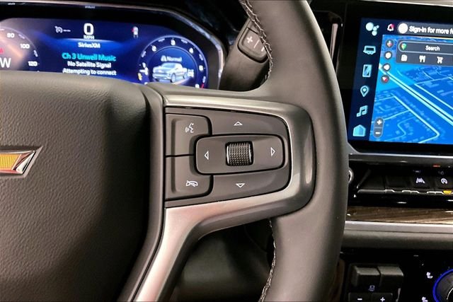 Used 2025 Riptide Blue Metallic Chevrolet LT image 27